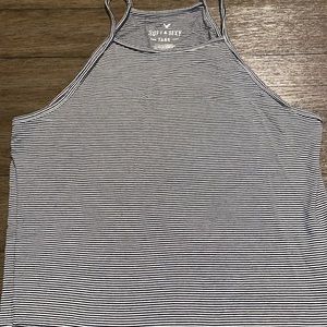 Woman’s AE cropped tank